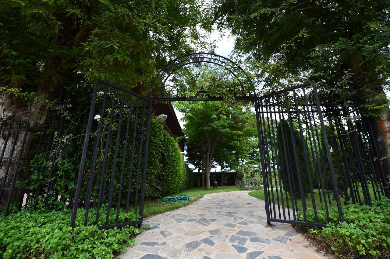 Rose Villa Hote Pak Chong Exterior foto